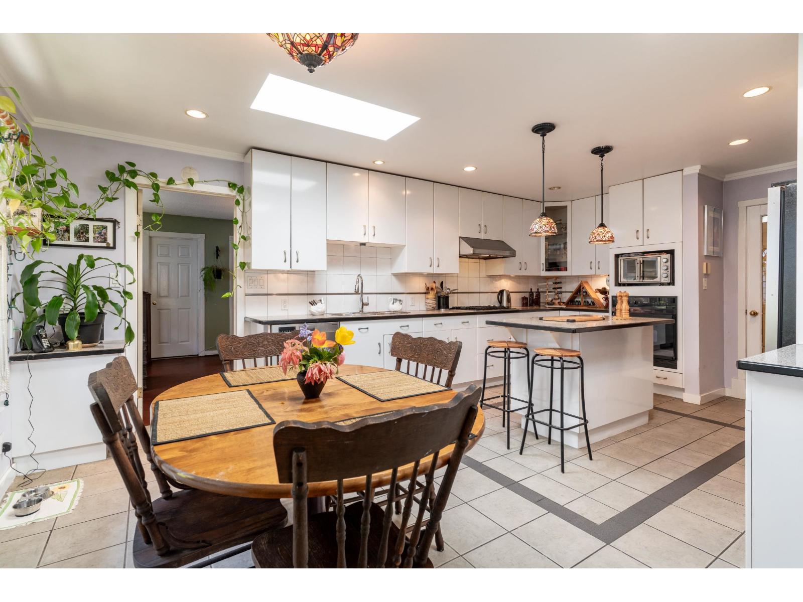 Photo 10 of 12250 Agar Street, Surrey BC