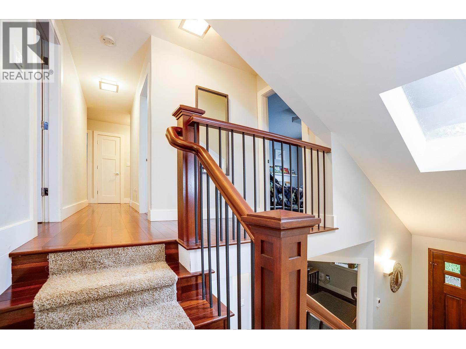 Photo 9 of 4903 3 Avenue, Delta BC