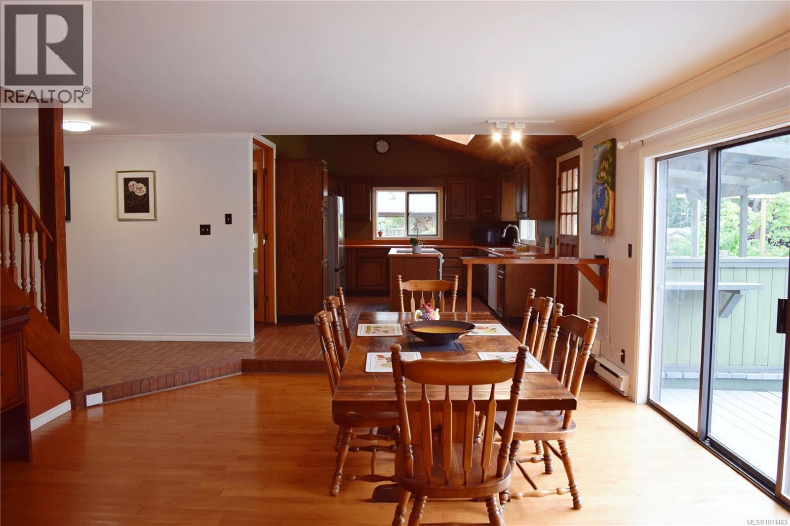 Photo 28 of 1568 Eric Rd, Saanich BC