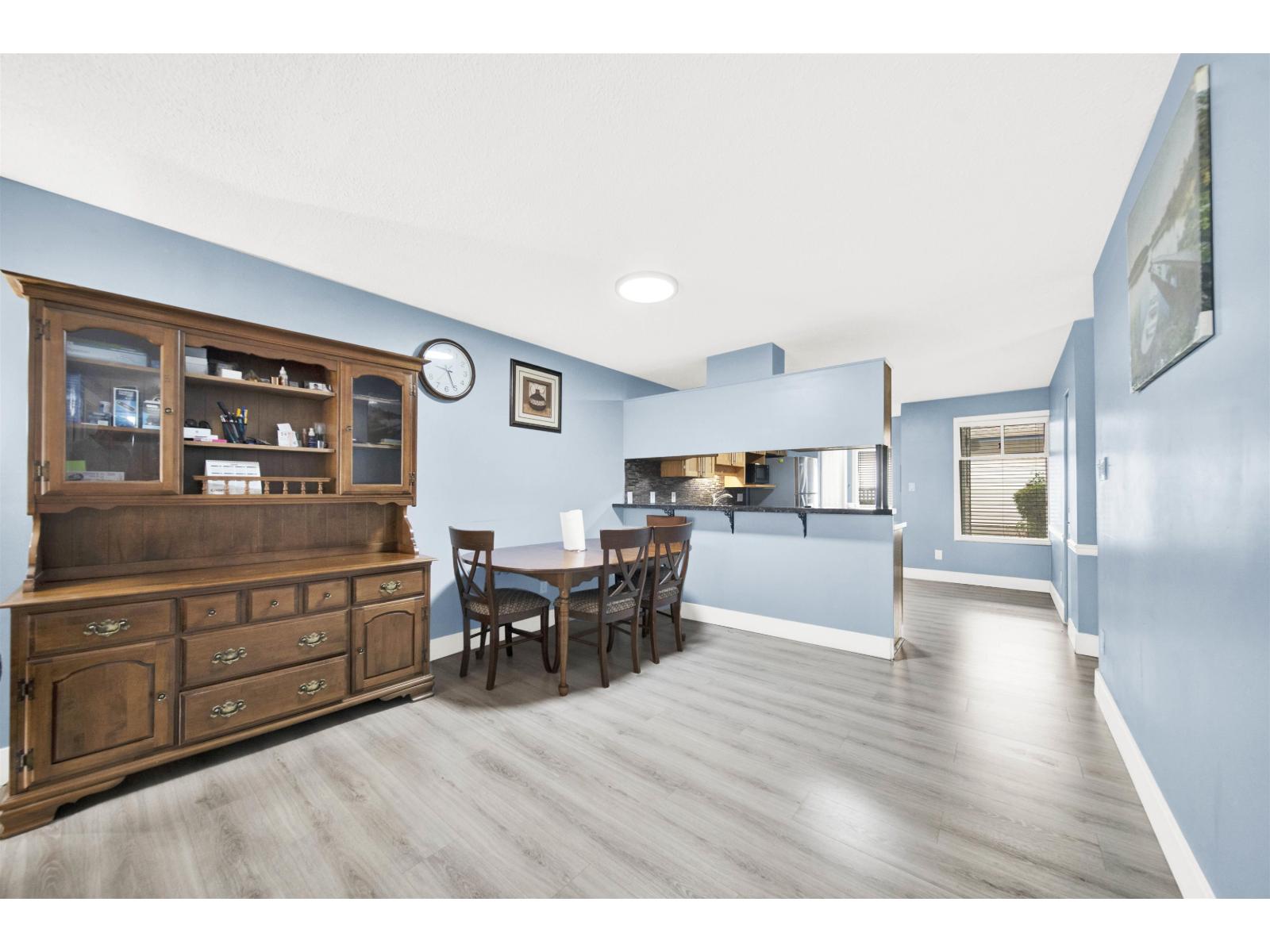 Photo 10 of 127 7837 120 A Street, Surrey BC