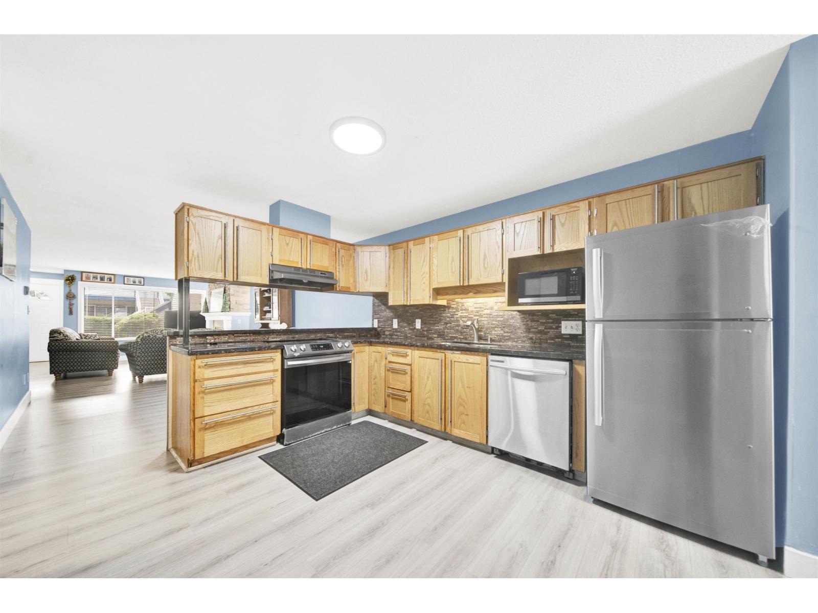 Photo 14 of 127 7837 120 A Street, Surrey BC