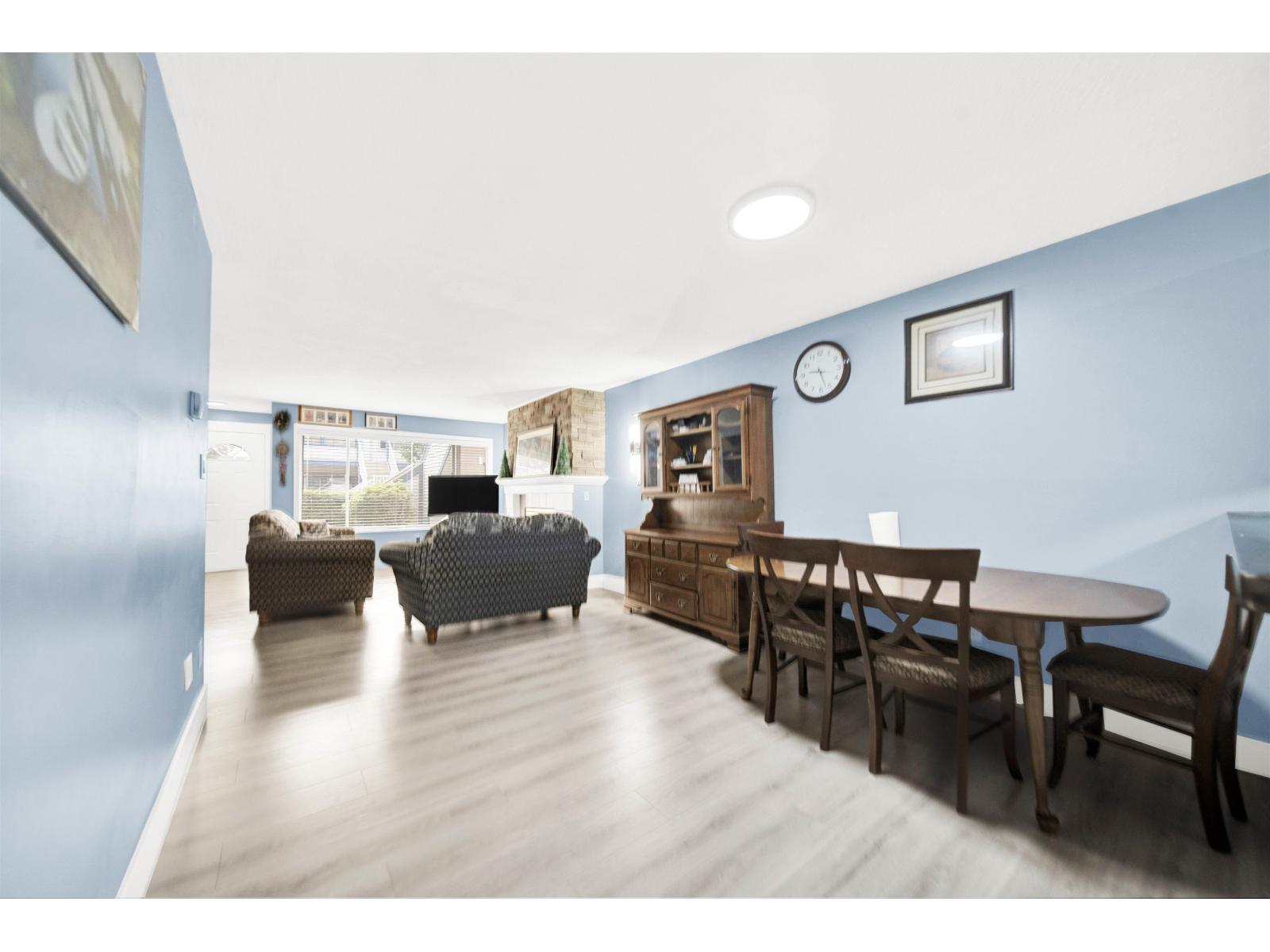 Photo 11 of 127 7837 120 A Street, Surrey BC