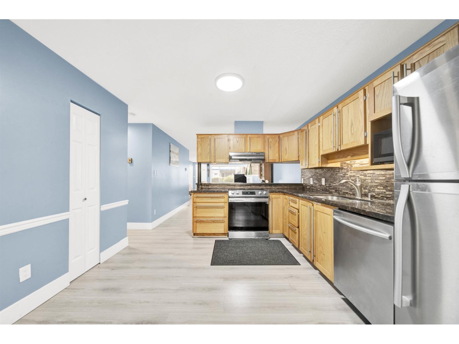 Photo 15 of 127 7837 120 A Street, Surrey BC