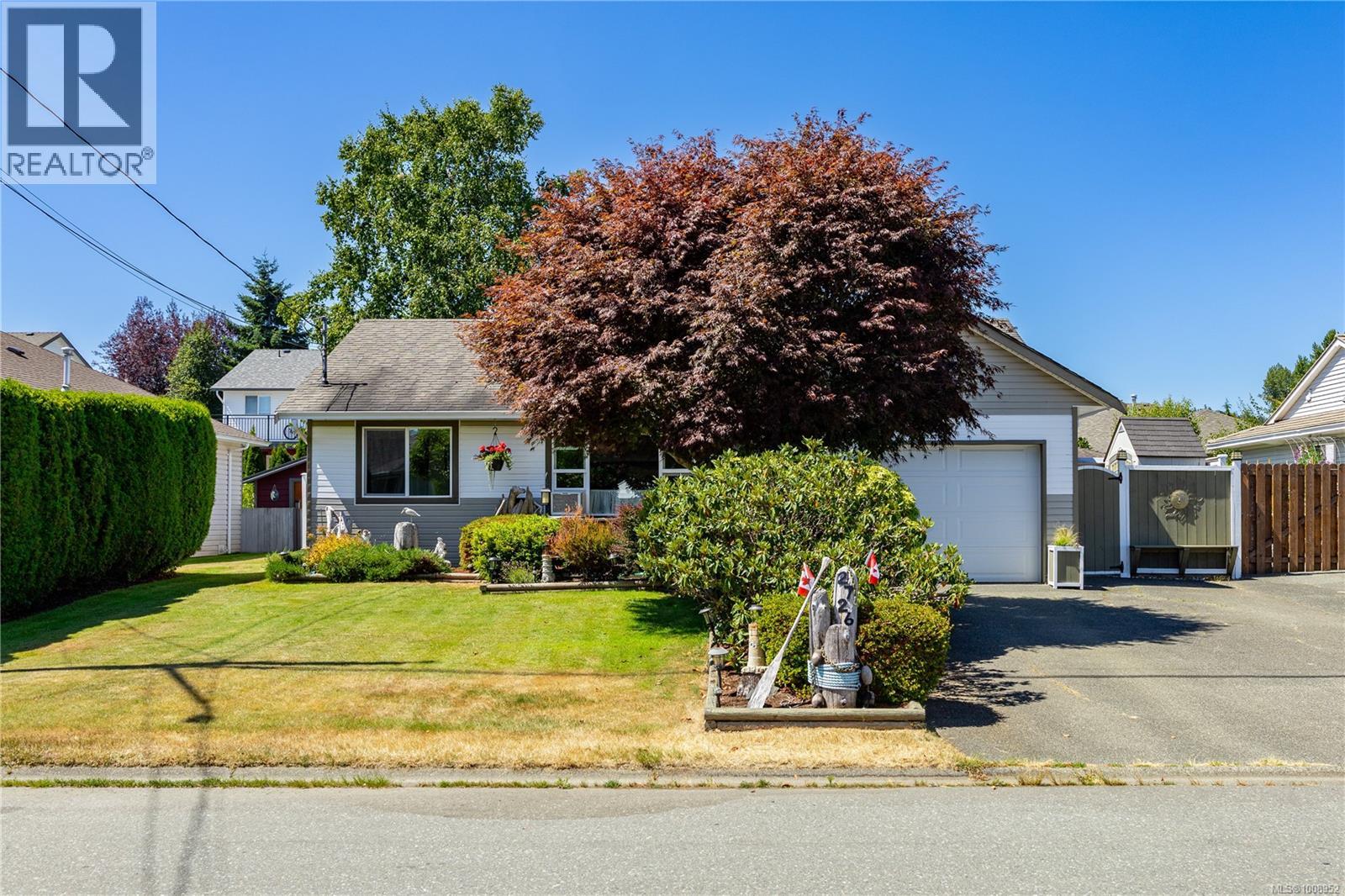Photo 2 of 2726 Fairmile Rd, Campbell River BC