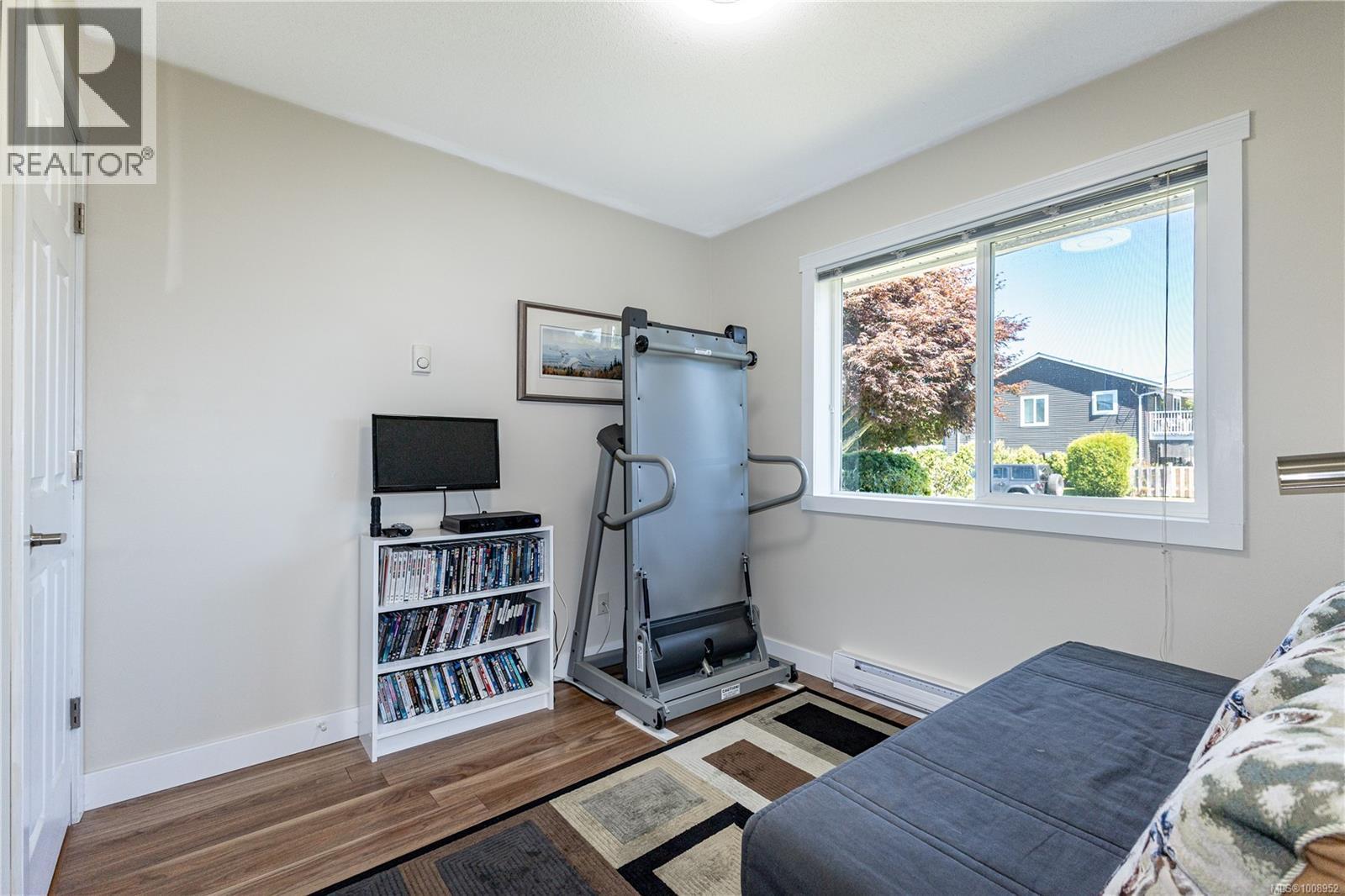 Photo 37 of 2726 Fairmile Rd, Campbell River BC