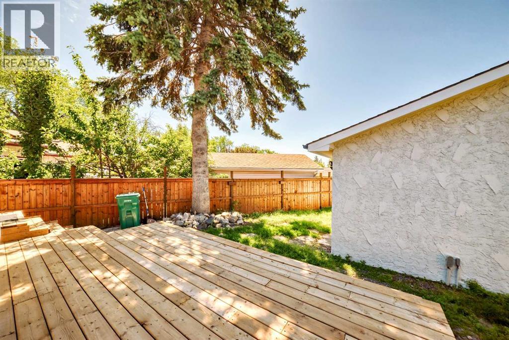 Single Family House Bungalow for Sale in  Whitestone Road NE Whitehorn Calgary 