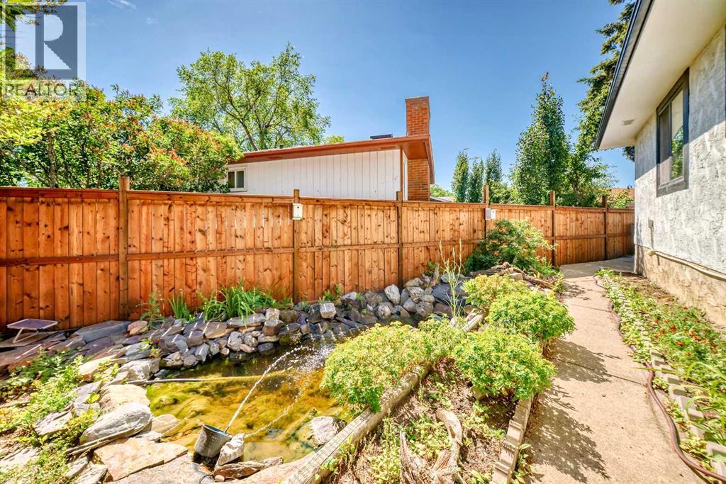 Single Family House Bungalow for Sale in  Whitestone Road NE Whitehorn Calgary 