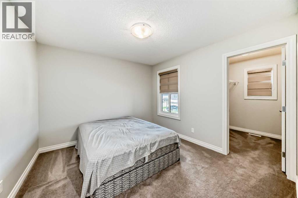 Single Family House for Sale in  Howse Hill NE Livingston Calgary 