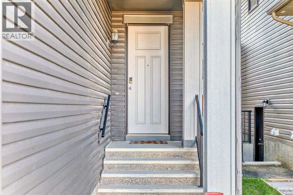 Single Family House for Sale in  Howse Hill NE Livingston Calgary 