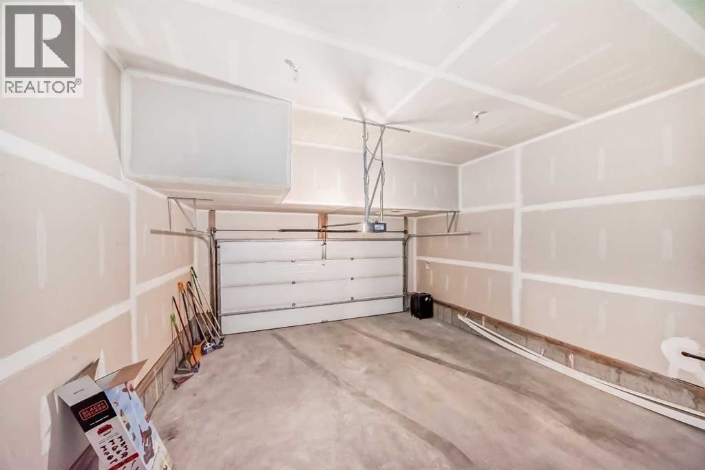 Single Family House for Sale in  Howse Hill NE Livingston Calgary 
