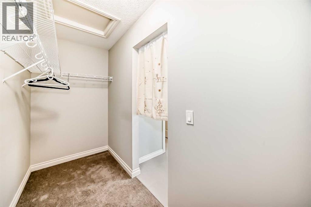 Single Family House for Sale in  Howse Hill NE Livingston Calgary 