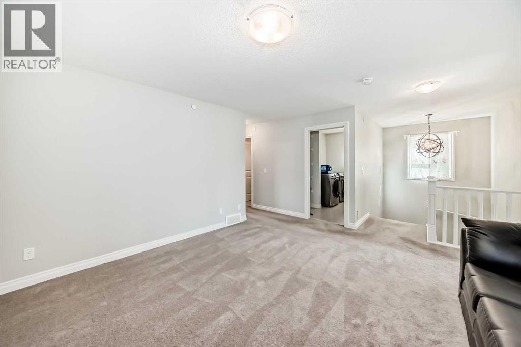 Single Family House for Sale in  Howse Hill NE Livingston Calgary 