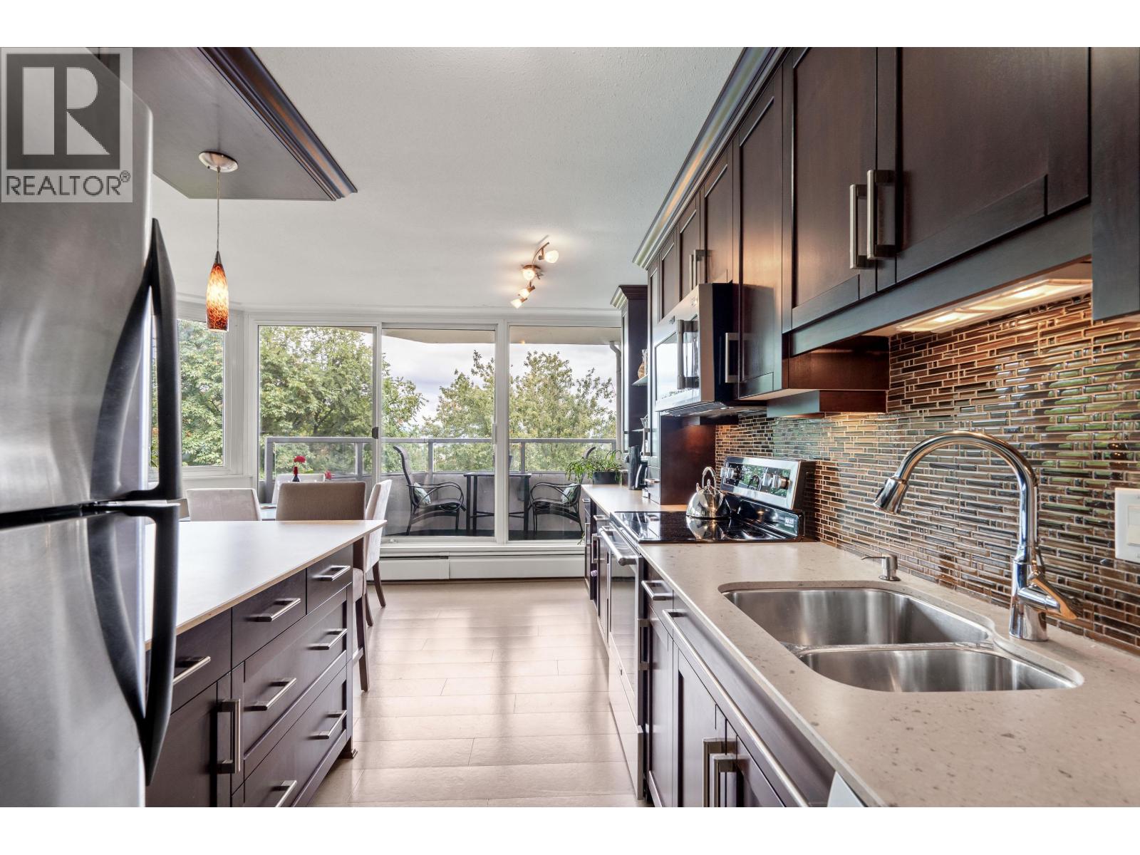 Photo 12 of 804 31 Elliot Street, New Westminster BC