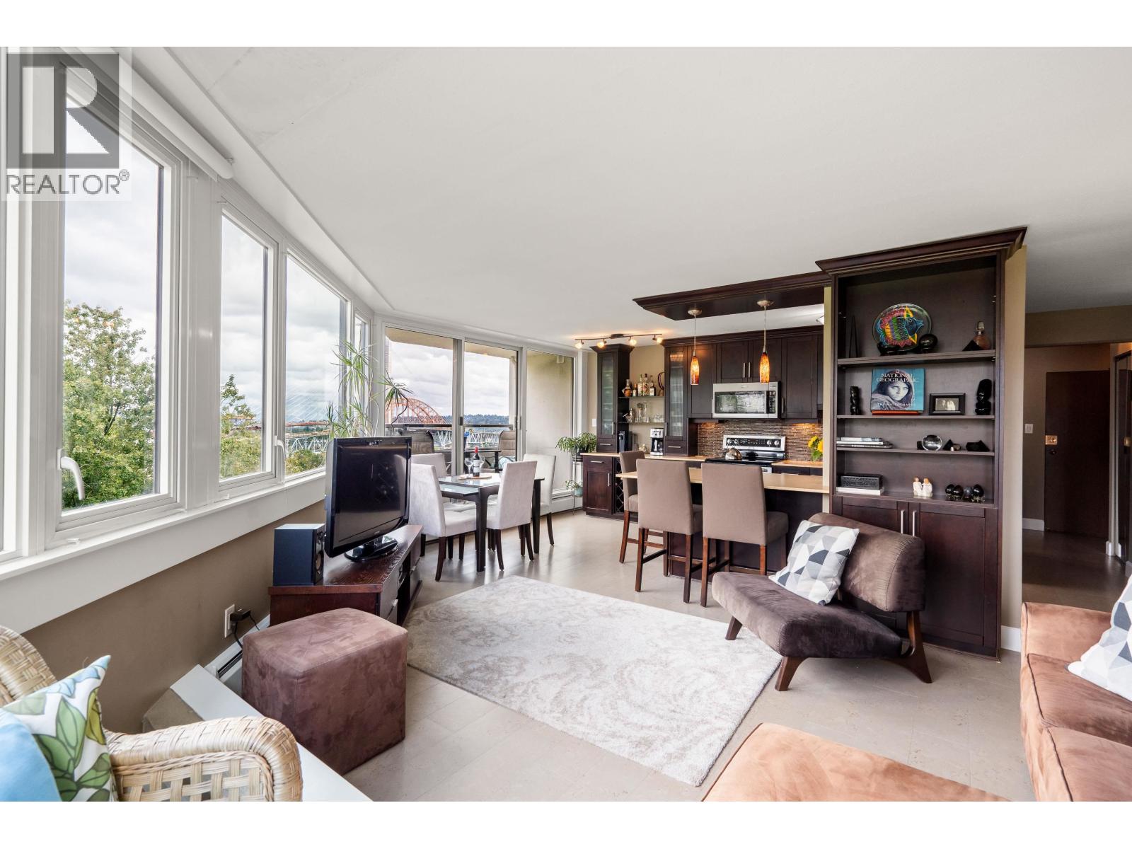 Photo 5 of 804 31 Elliot Street, New Westminster BC