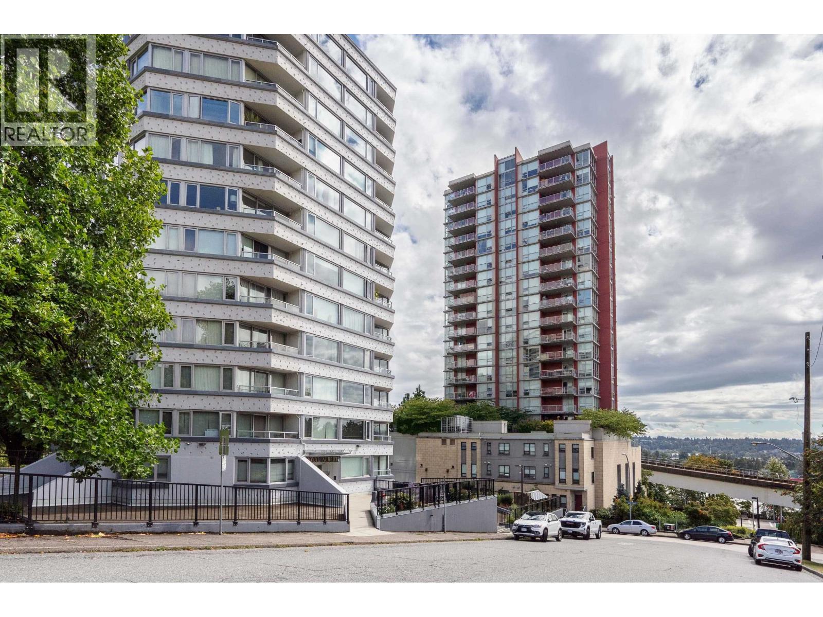Photo 2 of 804 31 Elliot Street, New Westminster BC