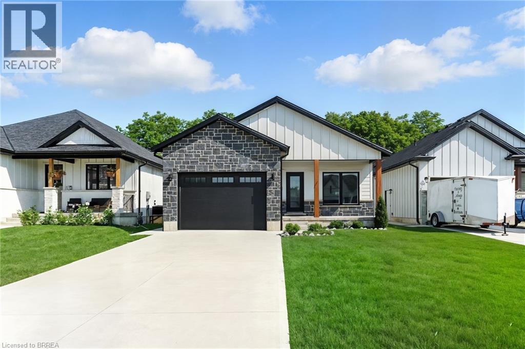 Photo 6 of 7 Macneil Court, Port Burwell ON