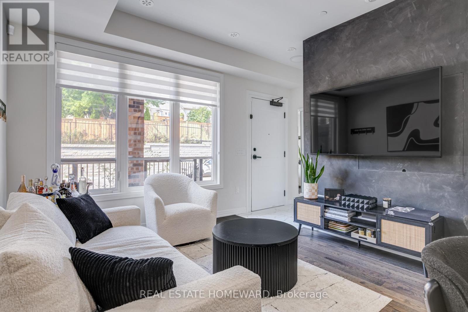 Photo 37 of 12 40 Baynes Way, Bradford West Gwillimbury ON