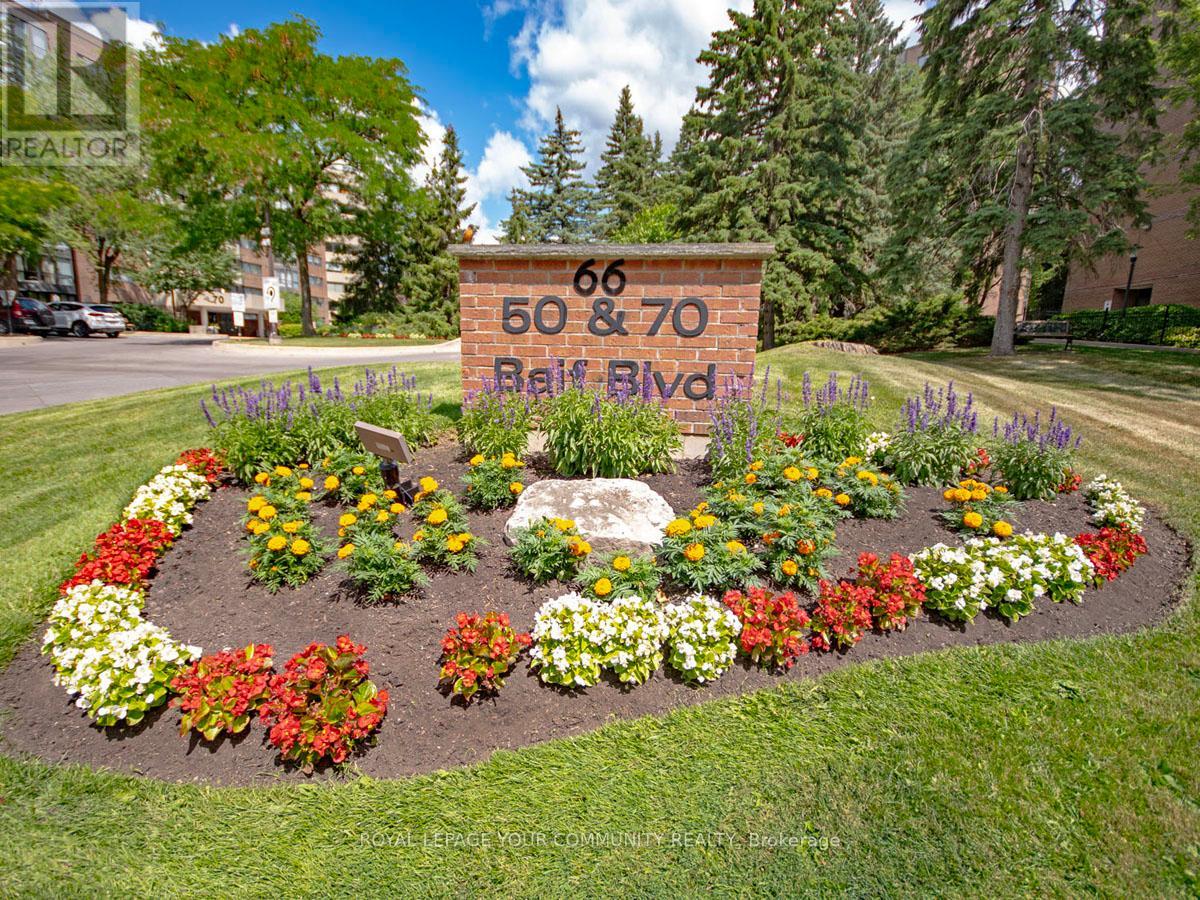 Photo 18 of 309 70 Baif Boulevard, Richmond Hill ON
