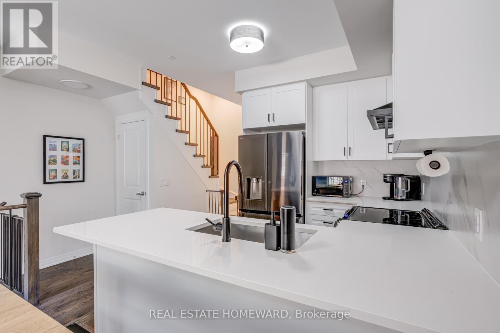 Photo 31 of 12 40 Baynes Way, Bradford West Gwillimbury ON