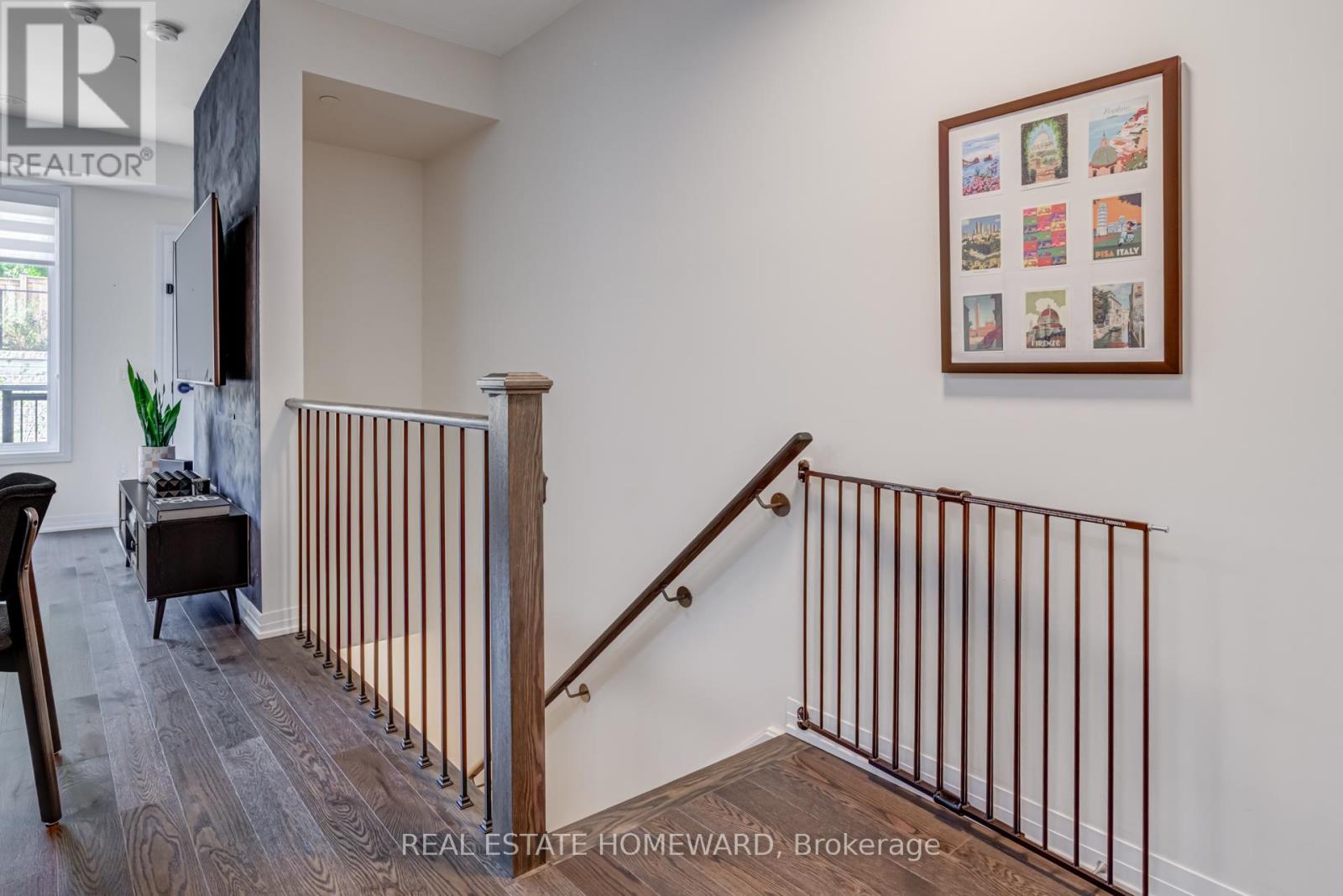 Photo 40 of 12 40 Baynes Way, Bradford West Gwillimbury ON
