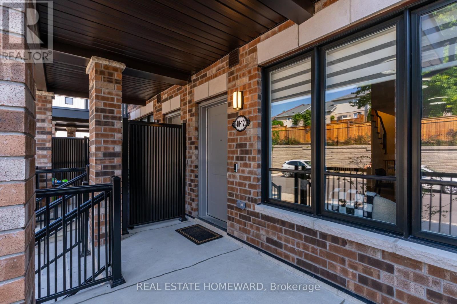 Photo 36 of 12 40 Baynes Way, Bradford West Gwillimbury ON