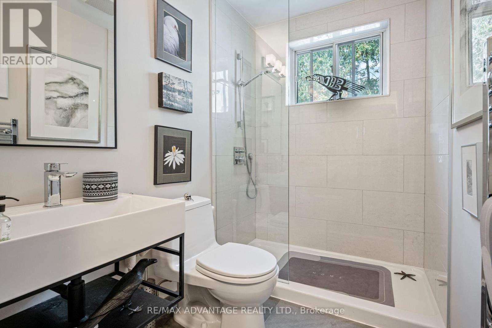Photo 43 of 108 Hubbard Boulevard, Toronto ON