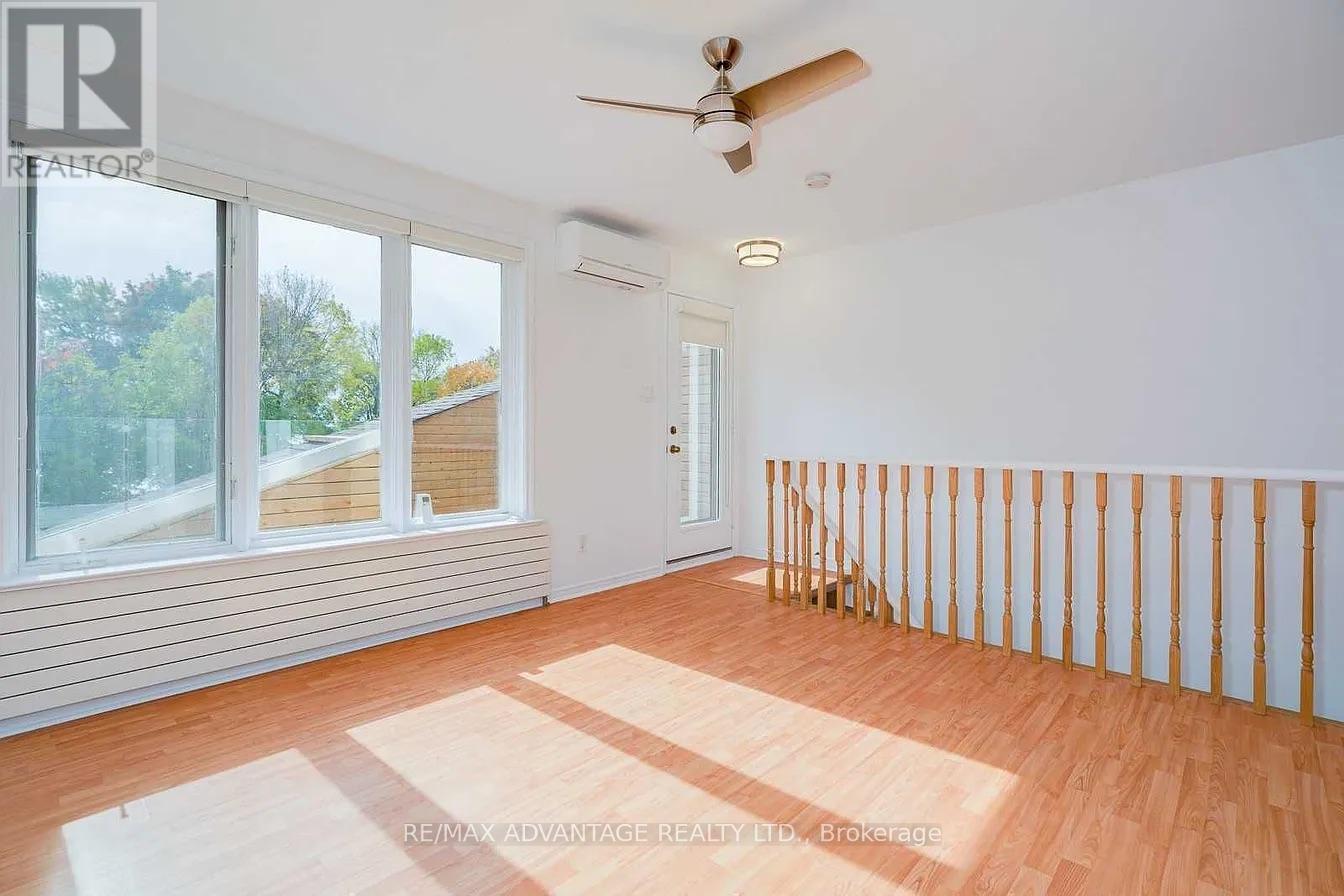 Photo 8 of 108 Hubbard Boulevard, Toronto ON