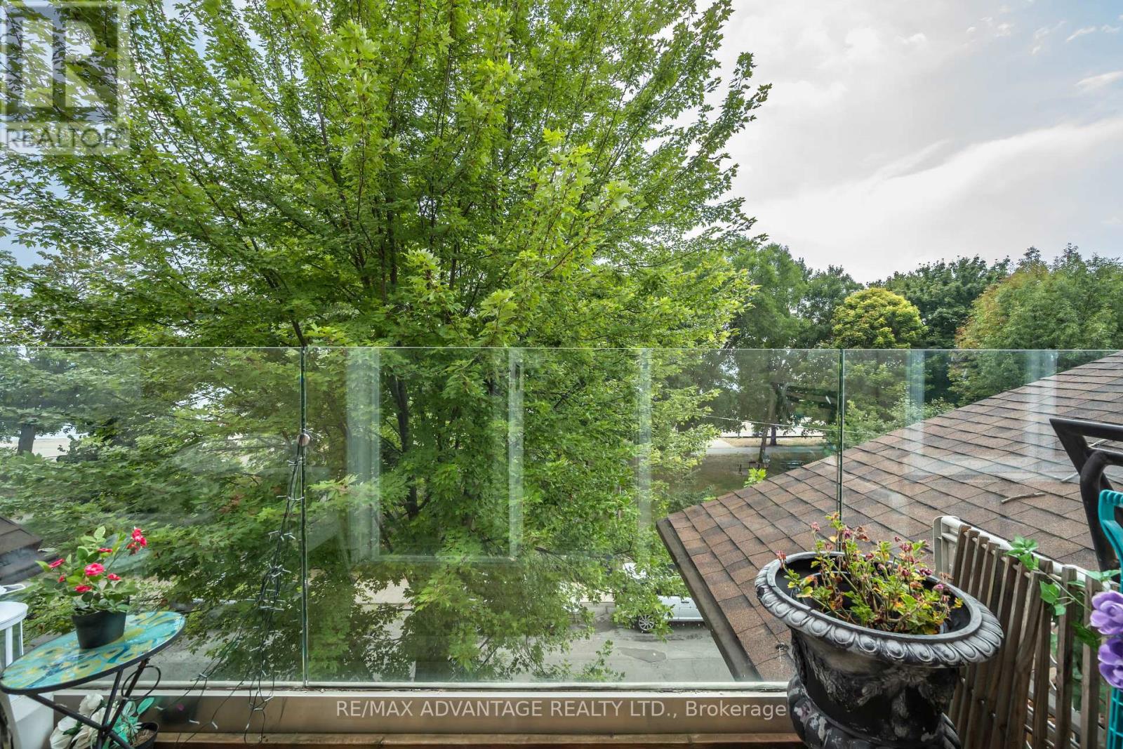 Photo 27 of 108 Hubbard Boulevard, Toronto ON
