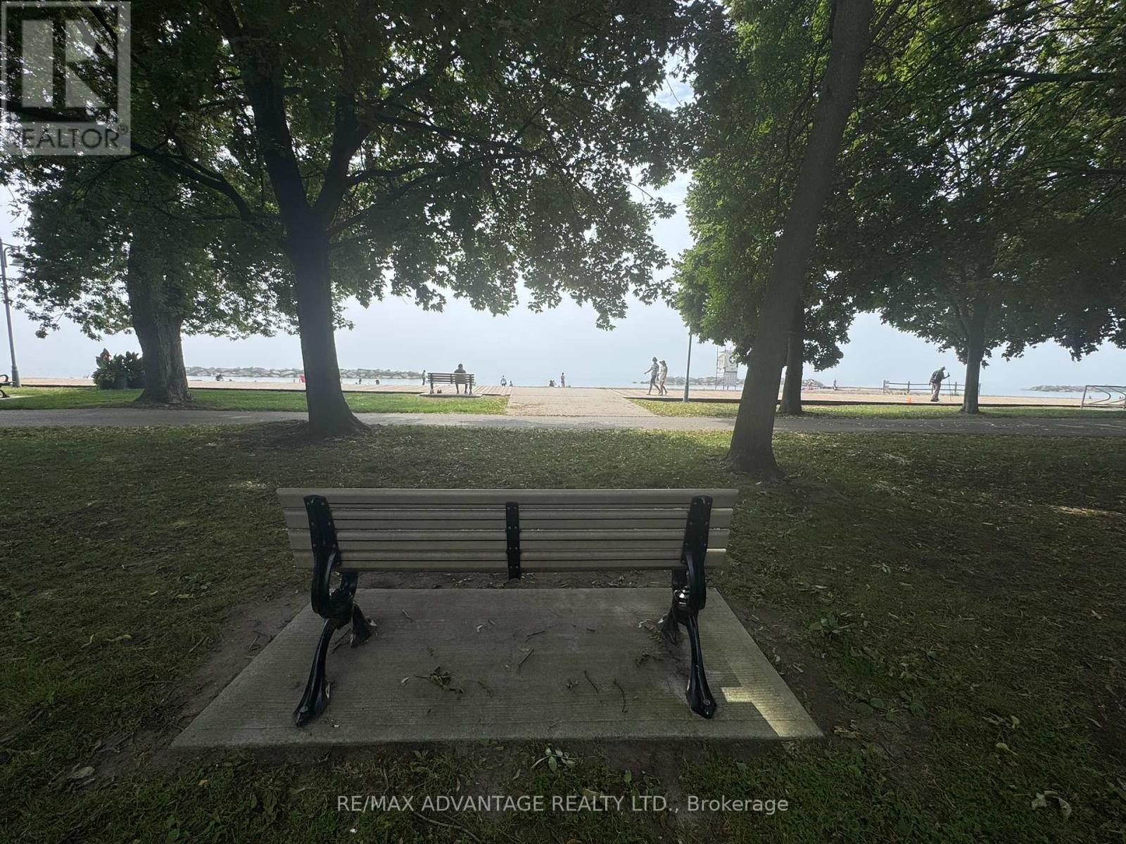 Photo 7 of 108 Hubbard Boulevard, Toronto ON