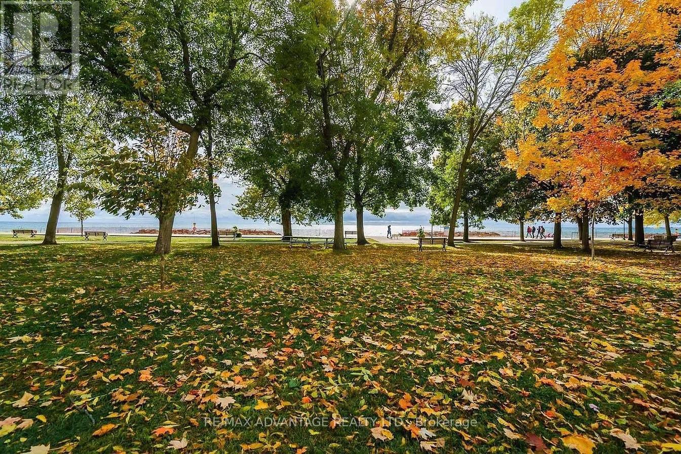 Photo 12 of 108 Hubbard Boulevard, Toronto ON