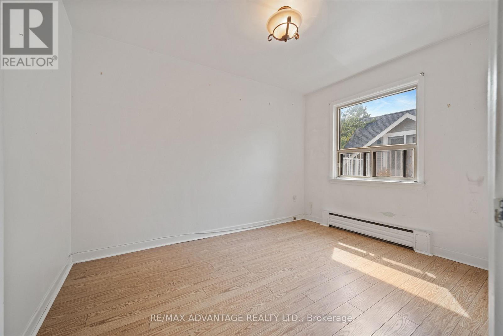 Photo 13 of 106 Hubbard Boulevard, Toronto ON