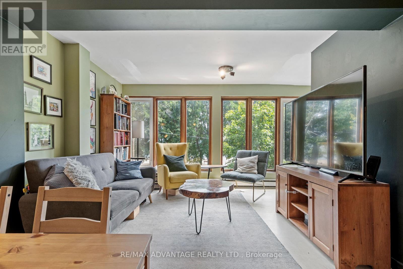 Photo 25 of 106 Hubbard Boulevard, Toronto ON