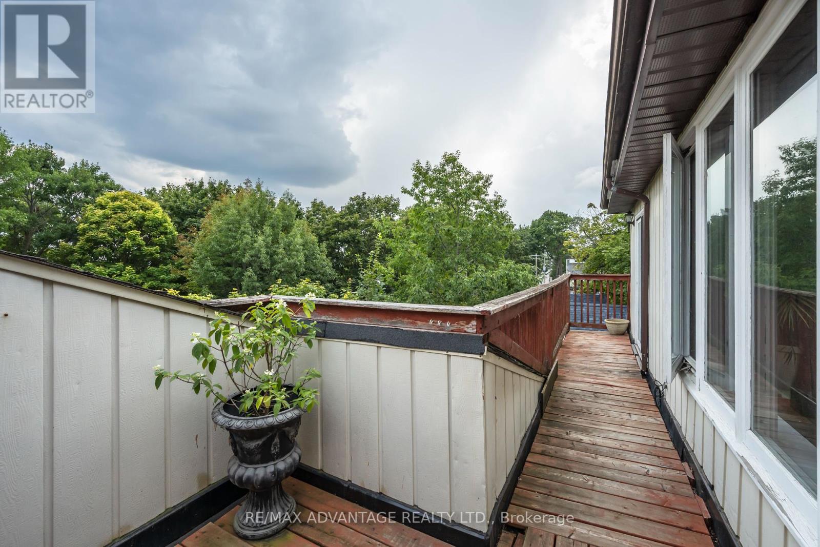 Photo 23 of 106 Hubbard Boulevard, Toronto ON