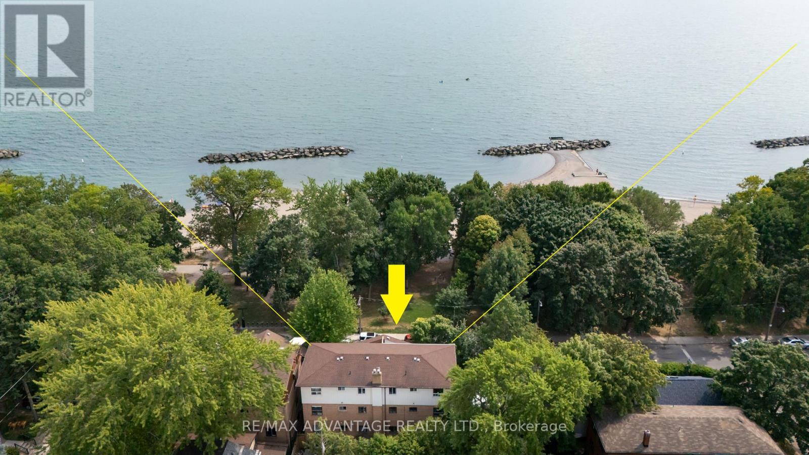 Photo 10 of 106 Hubbard Boulevard, Toronto ON