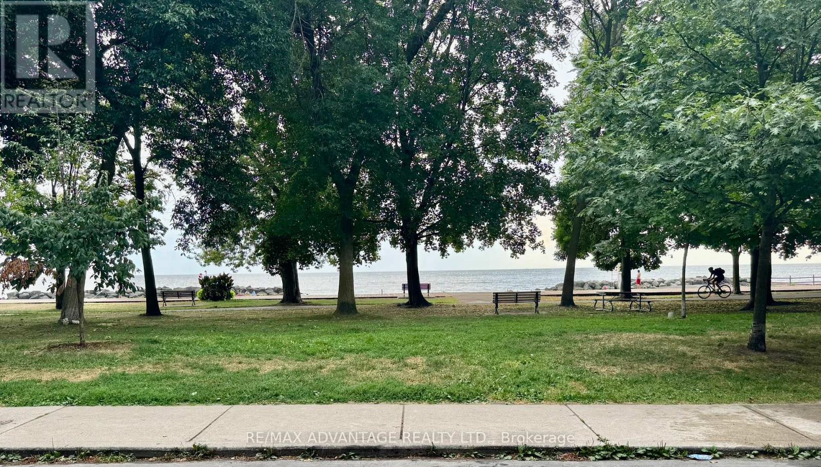 Photo 16 of 106 Hubbard Boulevard, Toronto ON