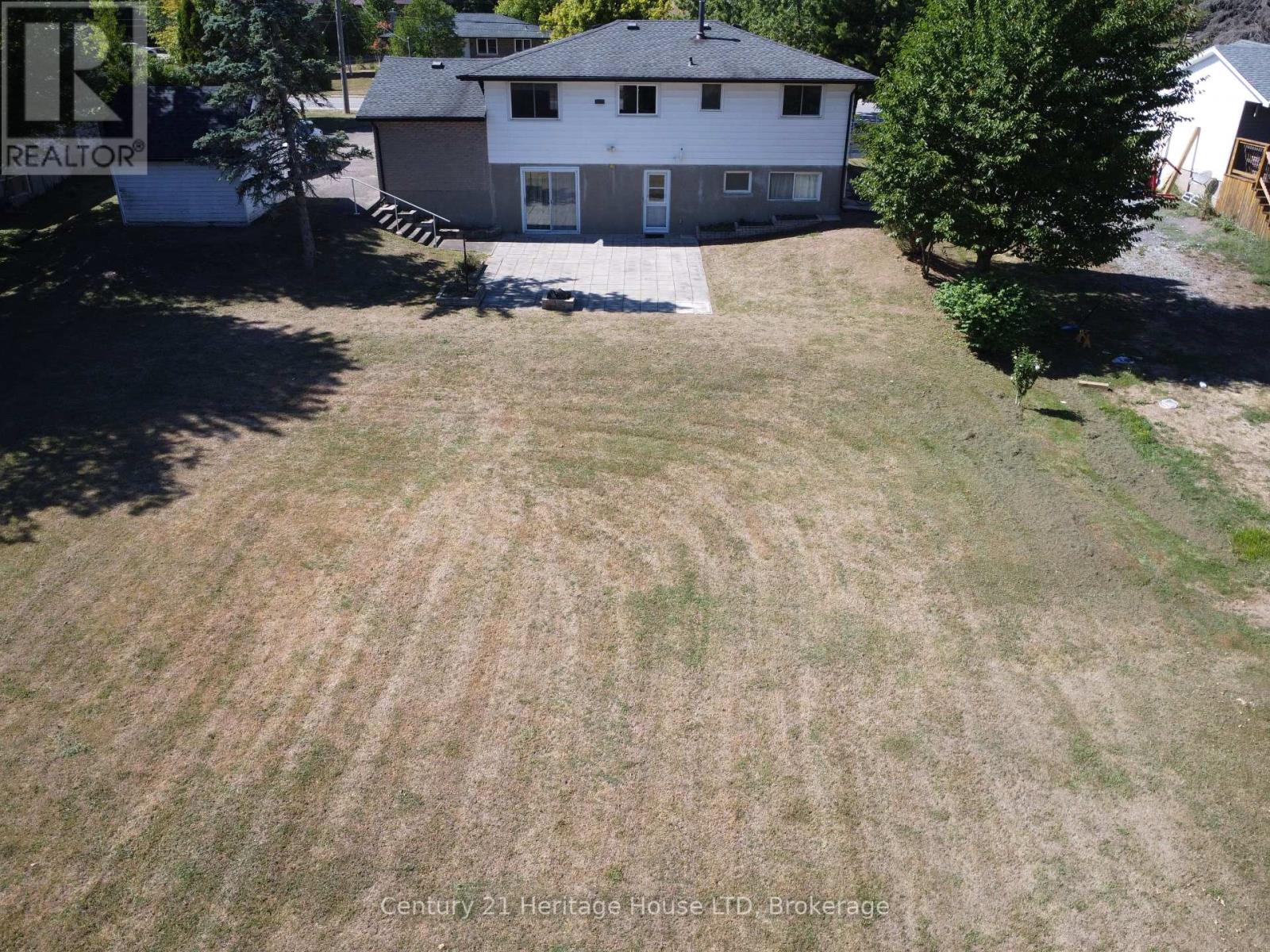Photo 7 of 310 Albany Street, Fort Erie ON