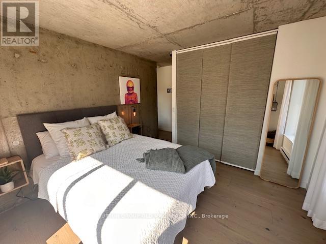 Photo 15 of 211 456 College Street, Toronto ON