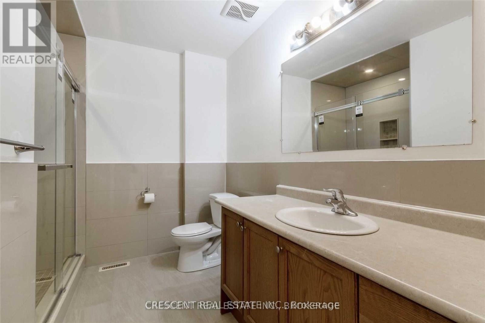Photo 8 of Upper 4036 Dunmow Crescent, Mississauga ON