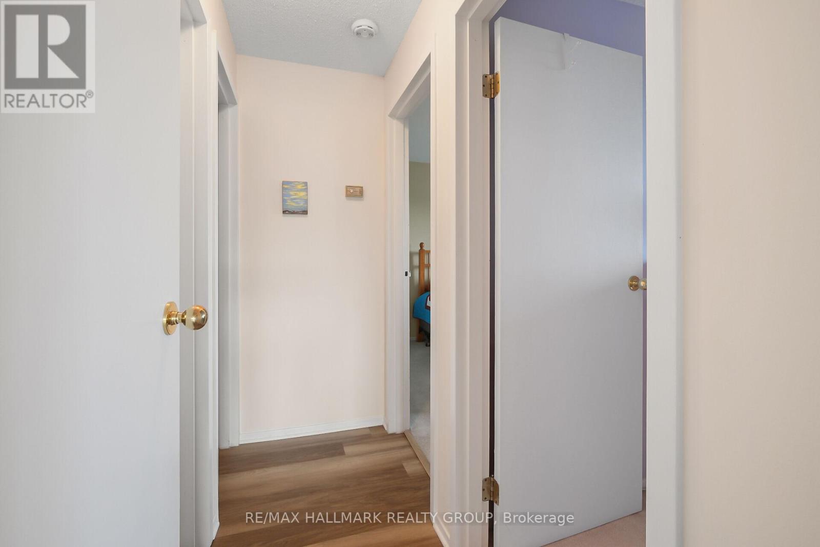 Photo 16 of 602 1081 Ambleside Drive, Ottawa ON