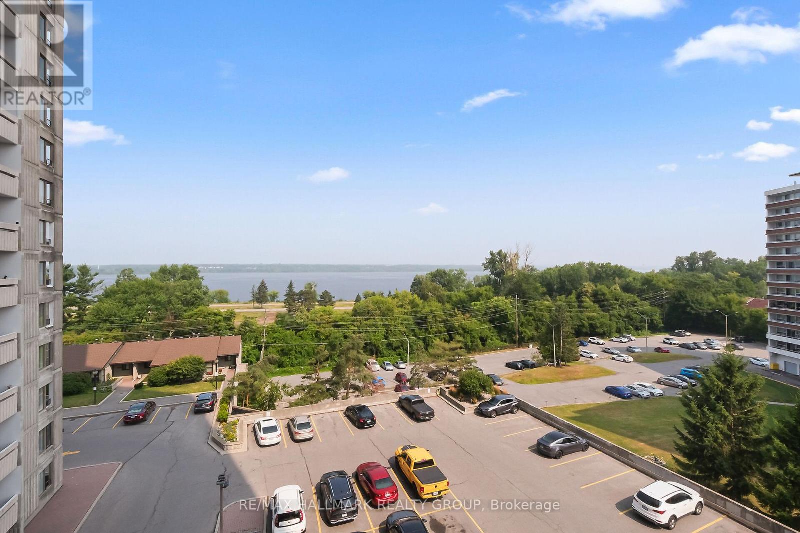 Photo 25 of 602 1081 Ambleside Drive, Ottawa ON