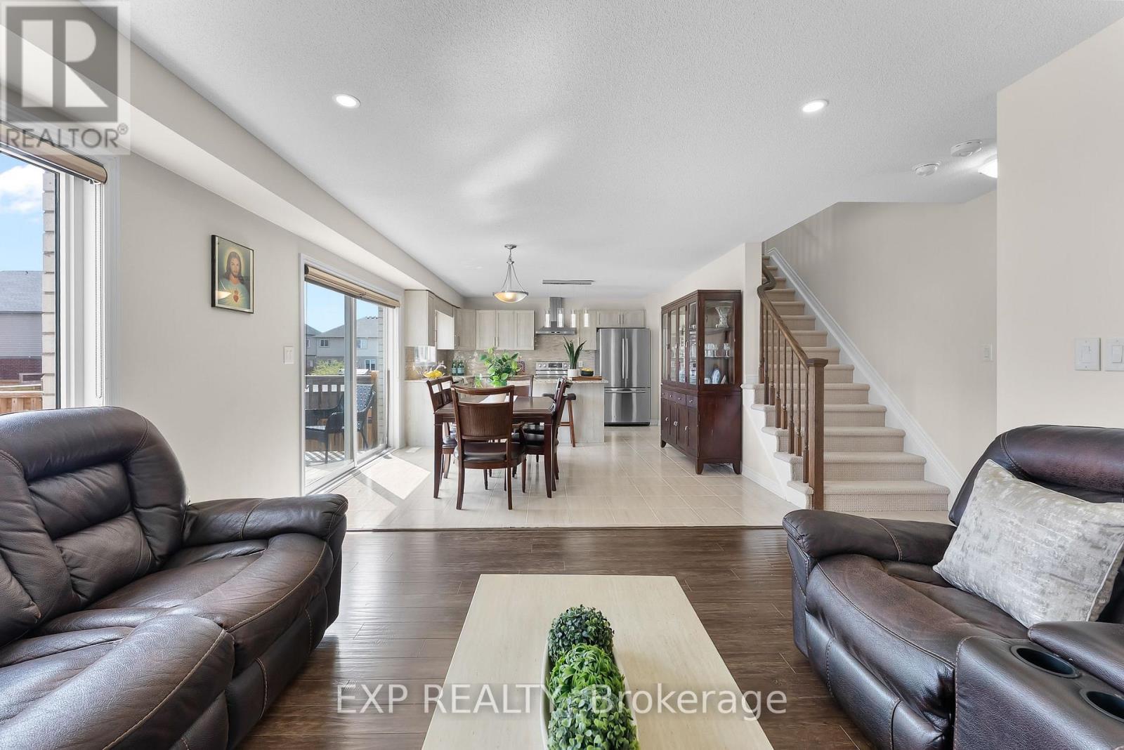 Photo 13 of 10 Riley Avenue, Pelham ON