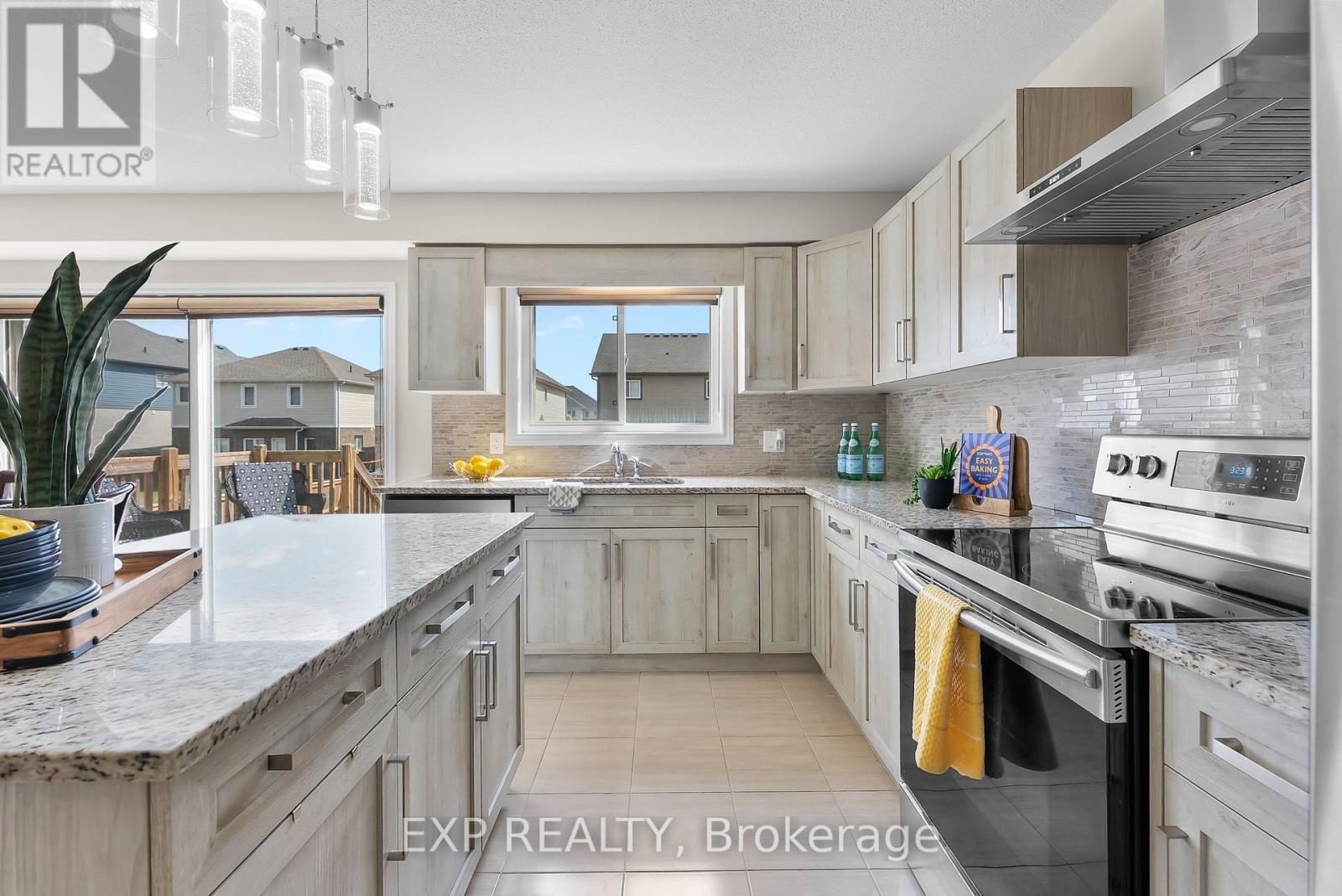 Photo 16 of 10 Riley Avenue, Pelham ON