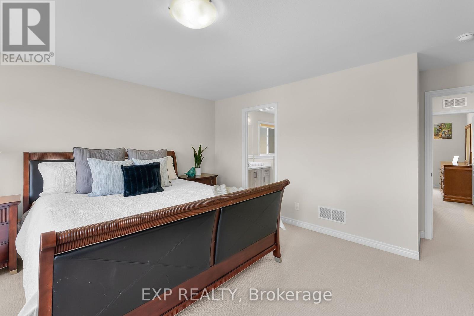 Photo 23 of 10 Riley Avenue, Pelham ON