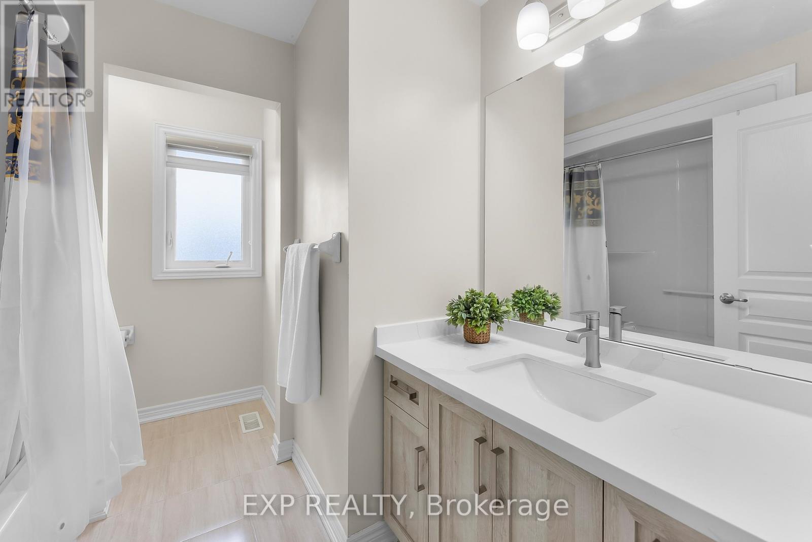 Photo 29 of 10 Riley Avenue, Pelham ON