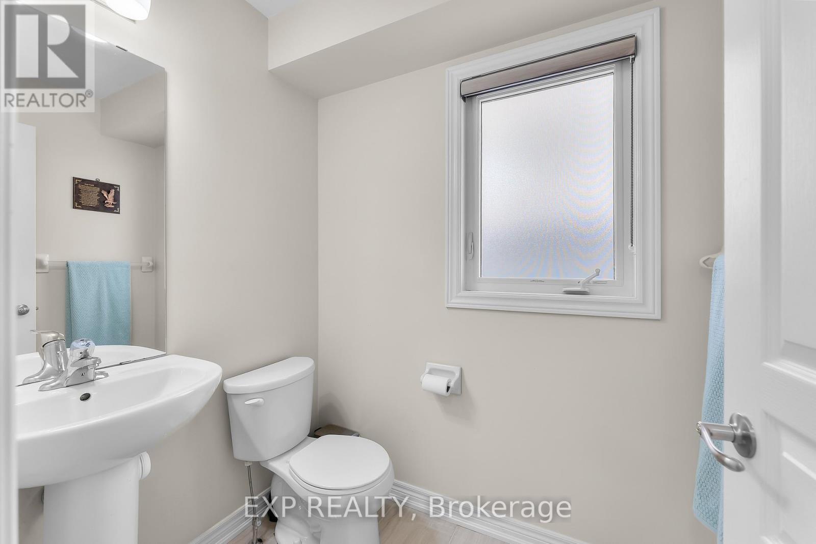 Photo 9 of 10 Riley Avenue, Pelham ON
