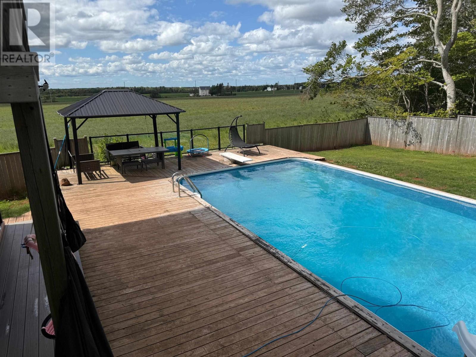 25 CHARLOTTE DRIVE - 30