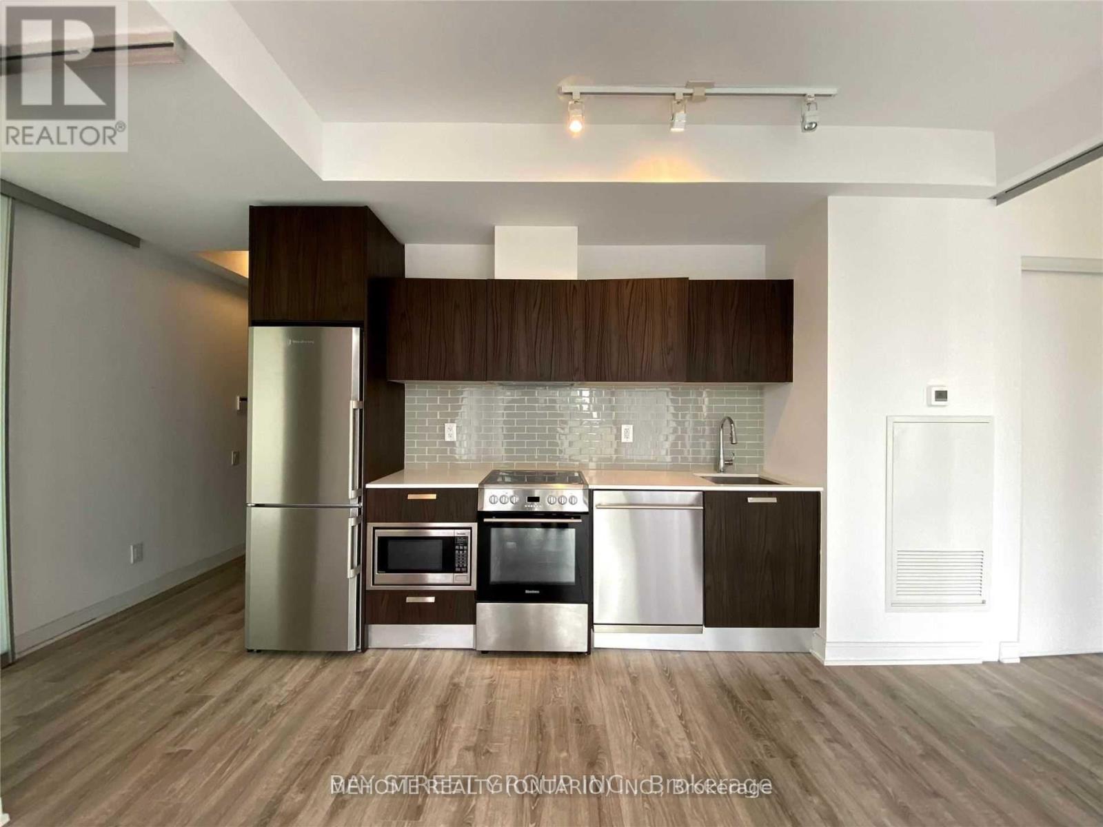 Photo 2 of 1001 50 Charles Street E, Toronto ON