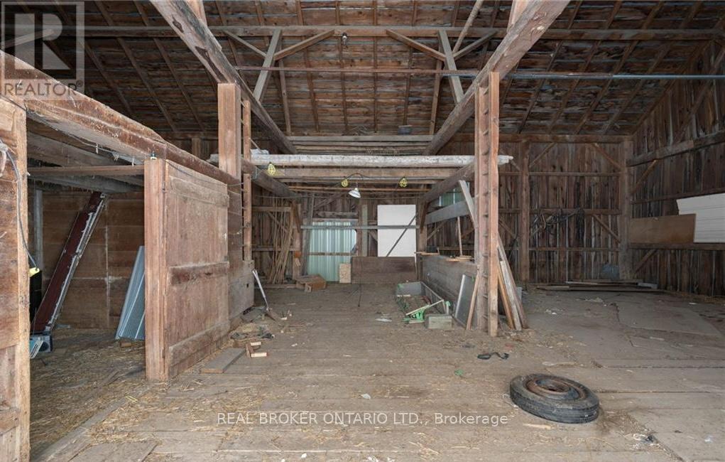 Photo 19 of 2528 9th Line, Innisfil ON