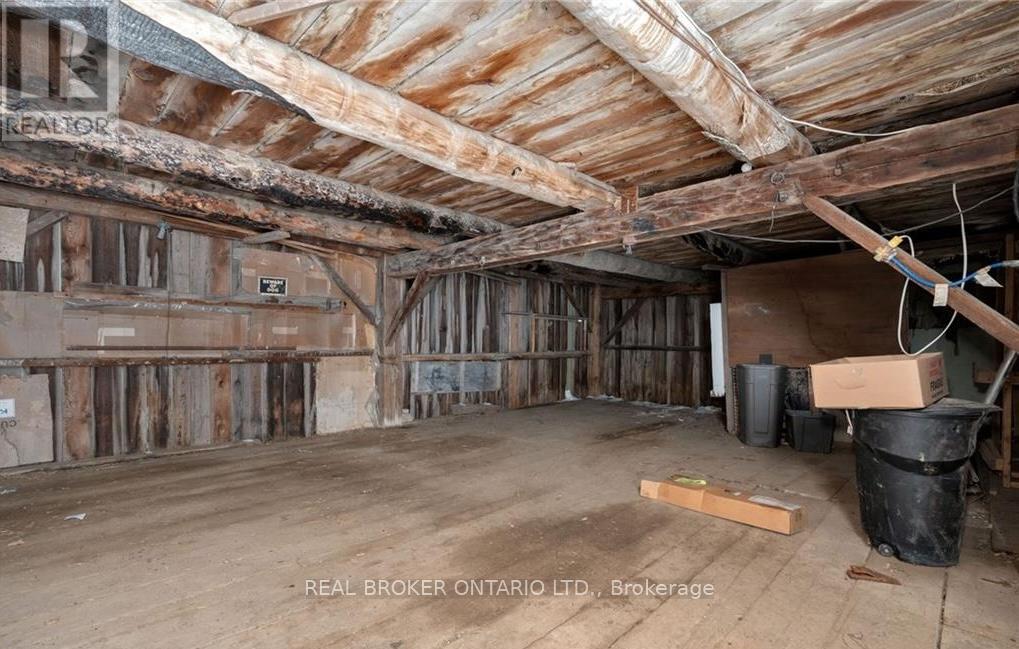 Photo 21 of 2528 9th Line, Innisfil ON