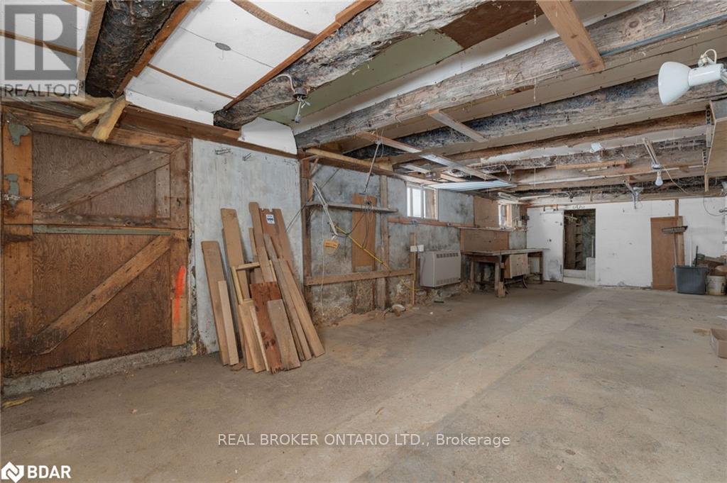 Photo 23 of 2528 9th Line, Innisfil ON